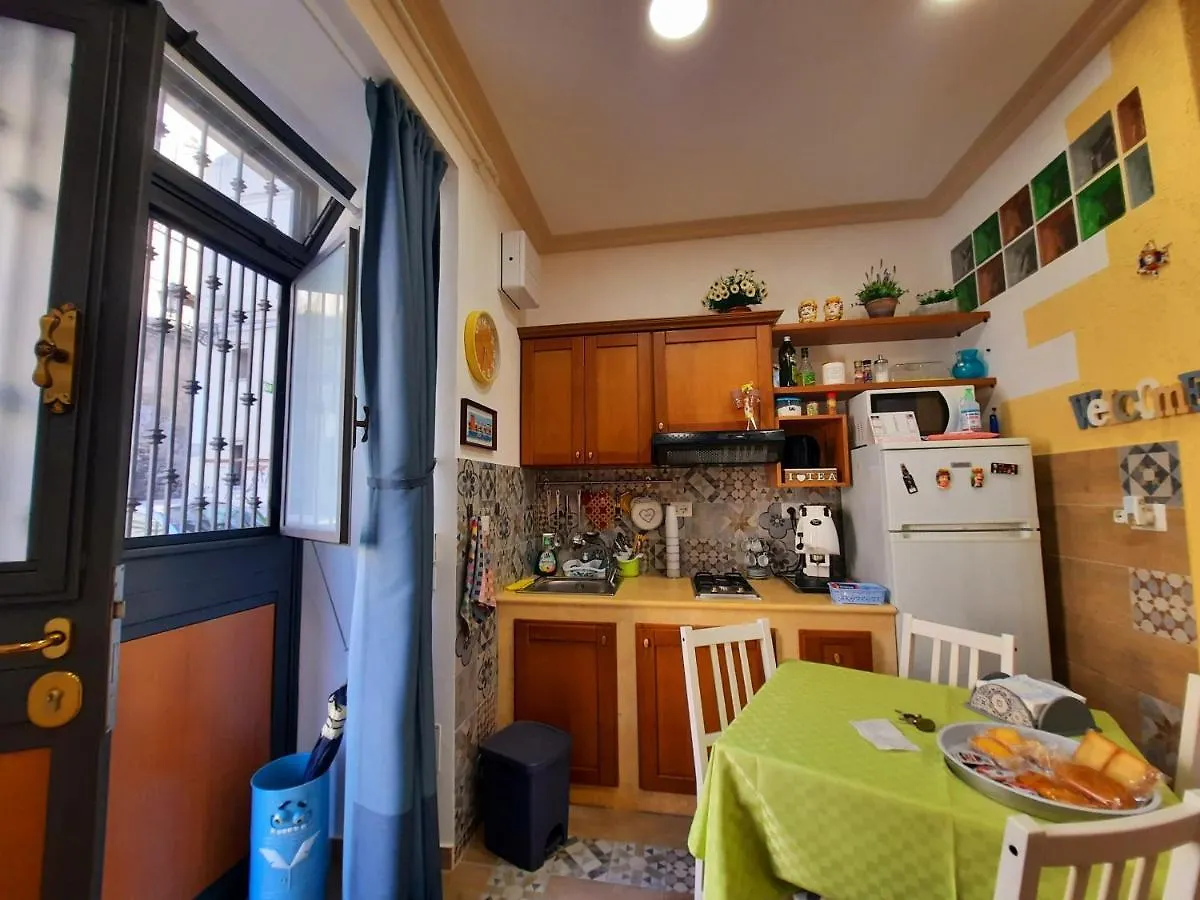 Il Sole Della Guilla Vila Palermo Itália